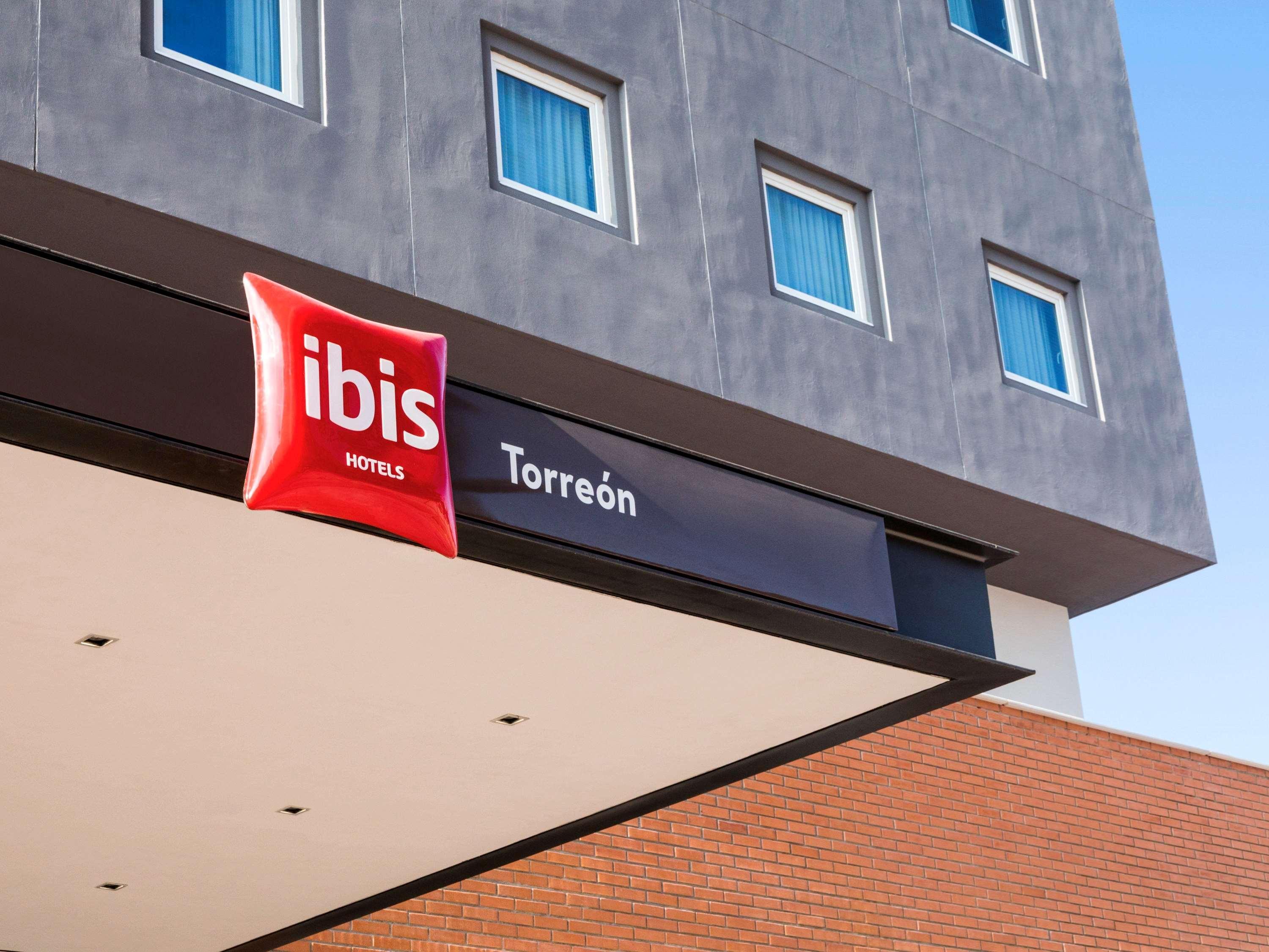 Ibis Torreon Hotel Exterior photo
